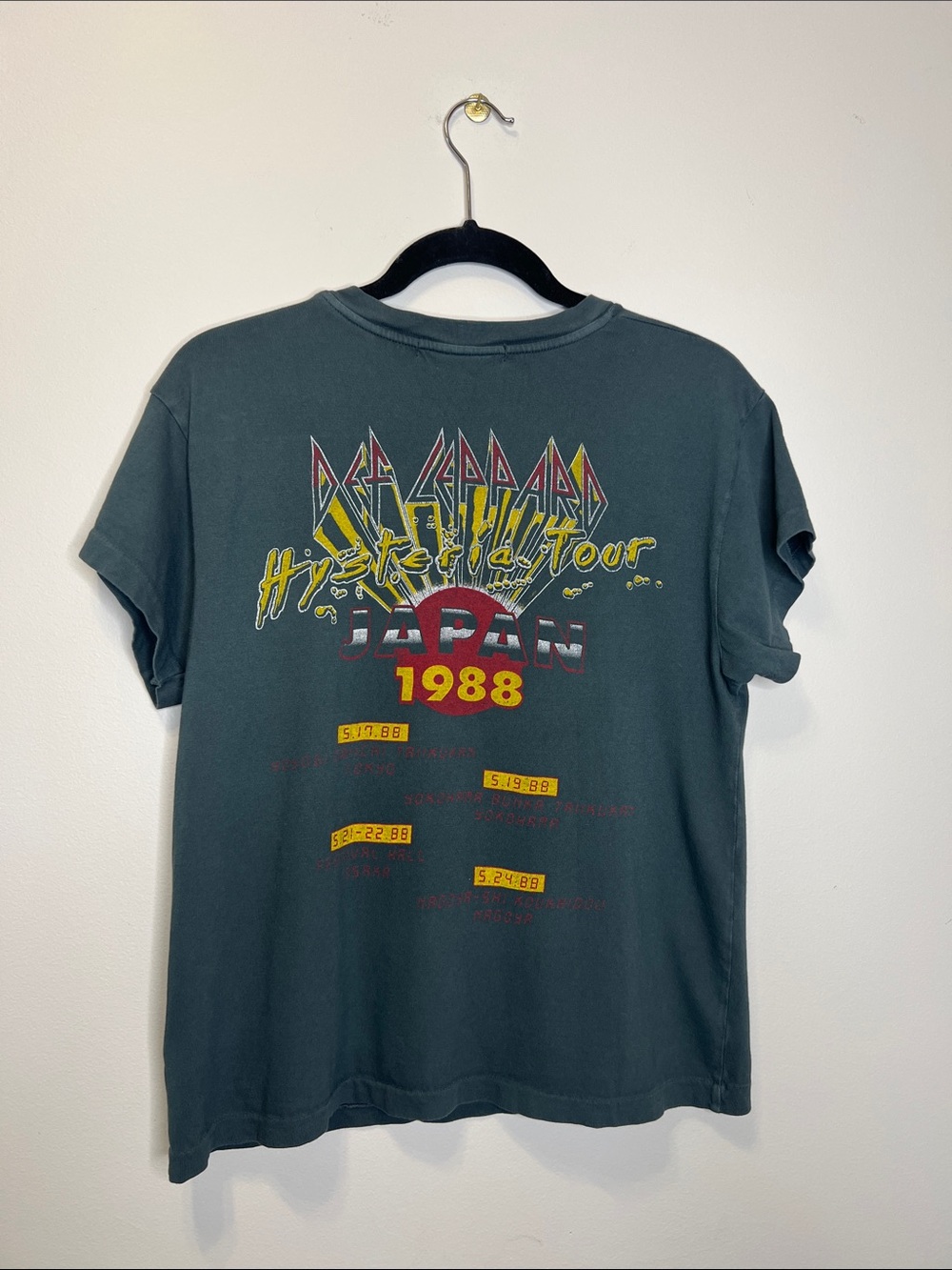 DAYDREAMER Def Leppard Japan 1988 Hysteria Tour Graphic Print Tee size Small - Picture 10 of 10